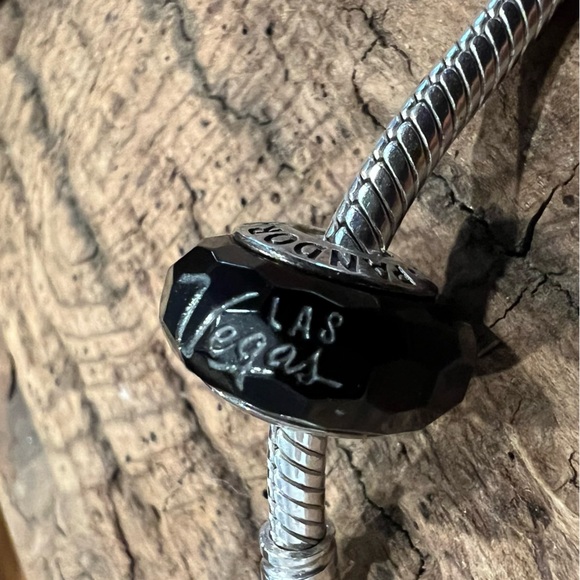 HTF Rare Authentic Pandora Exclusive Las Vegas Black Faceted Fascinating Murano - Picture 8 of 9